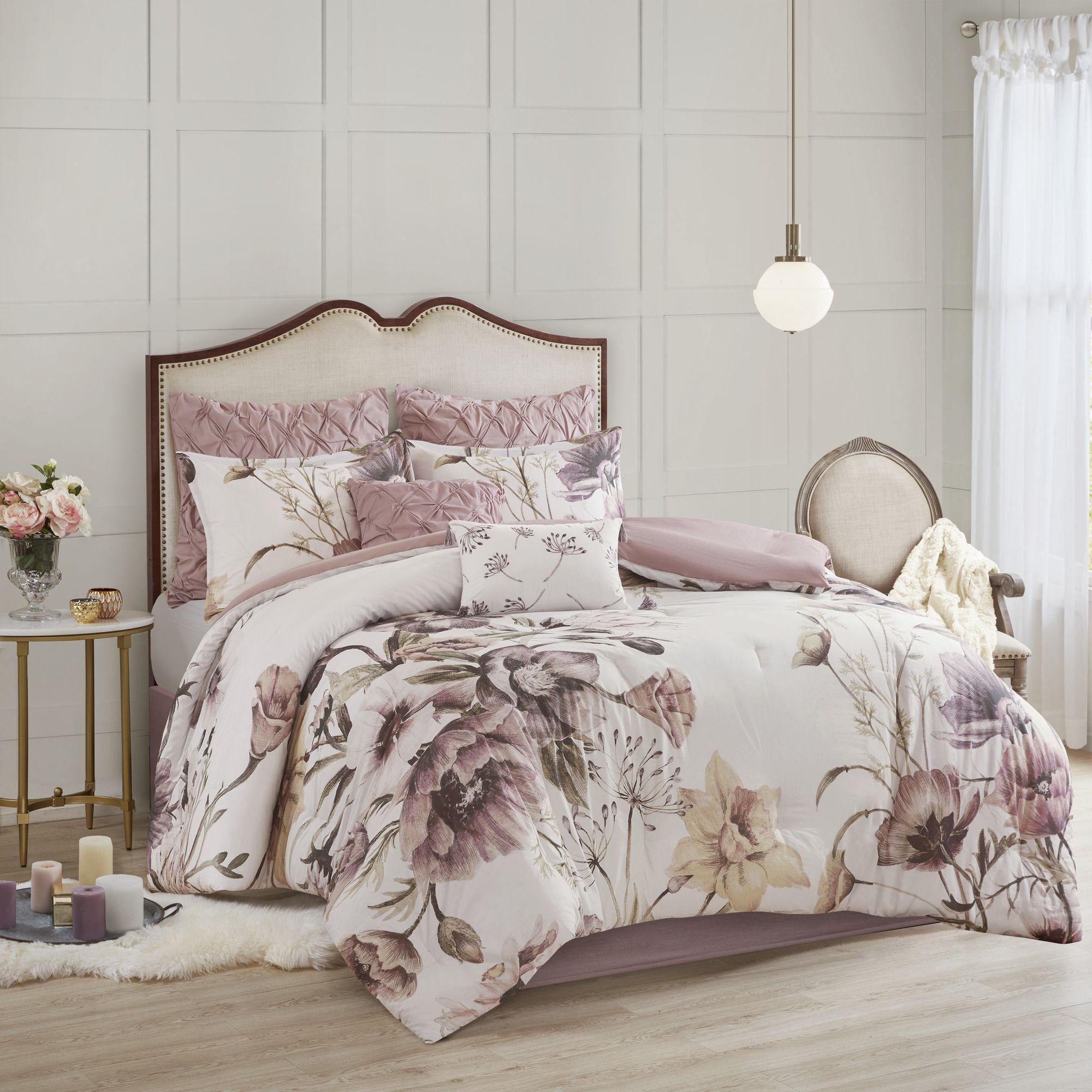 8 Piece Cotton Printed Comforter Set 8 Piece Cotton Printed Comforter Set