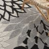 4' X 6' Black And White Indoor Outdoor Area Rug