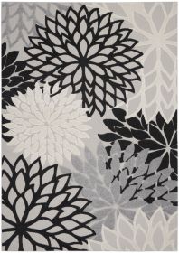 8' X 11' Black And White Indoor Outdoor Area Rug