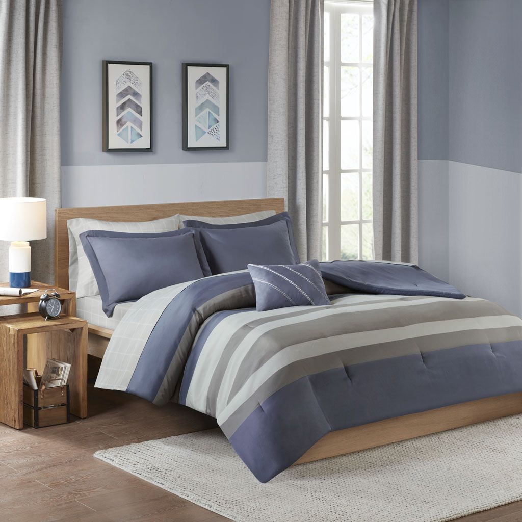Striped Comforter Set with Bed Sheets Striped Comforter Set with Bed Sheets